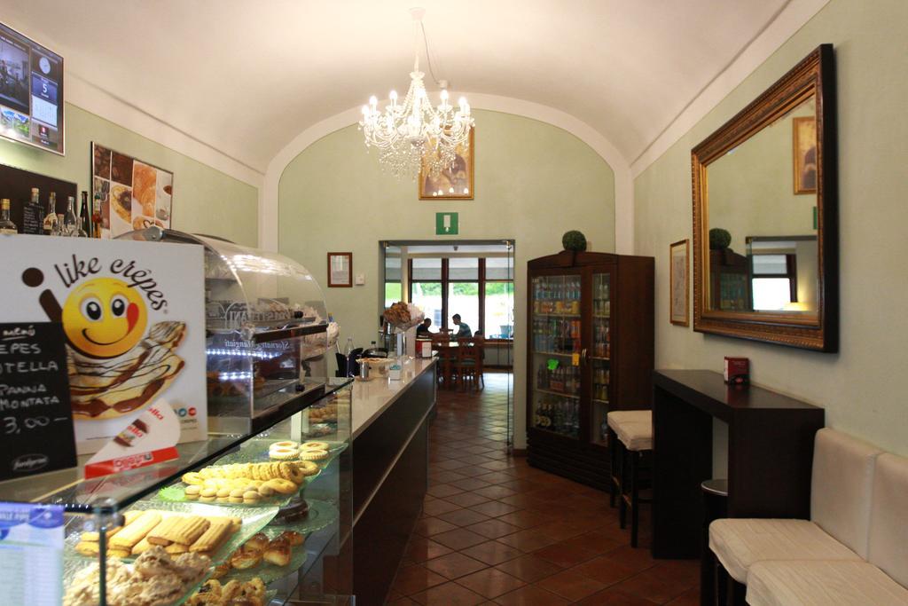 Hotel Portici Vicoforte ภายนอก รูปภาพ