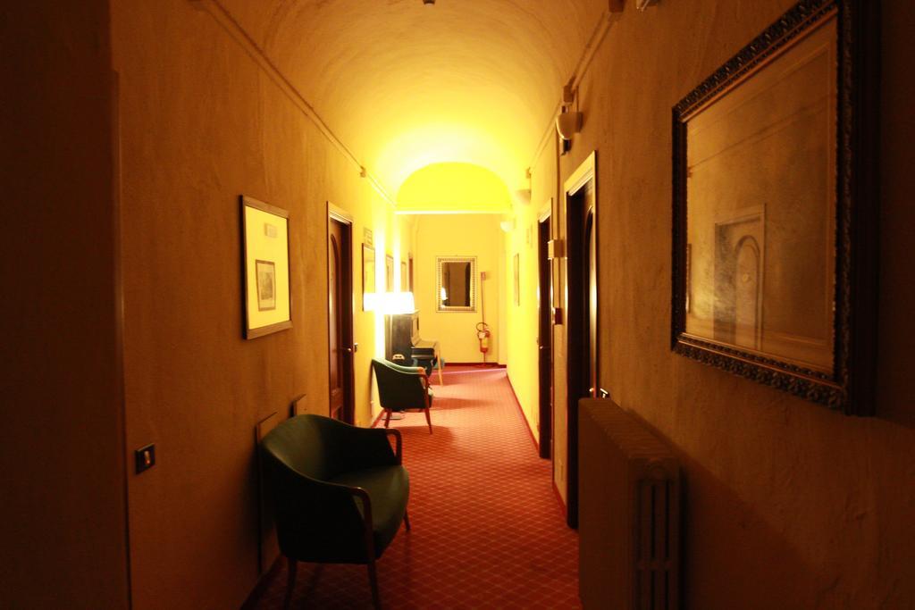 Hotel Portici Vicoforte ภายนอก รูปภาพ