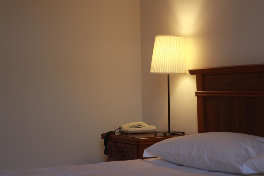 Hotel Portici Vicoforte ภายนอก รูปภาพ