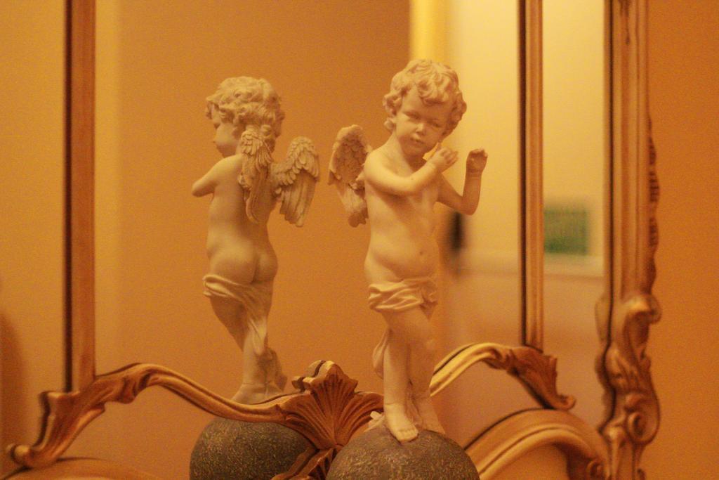 Hotel Portici Vicoforte ภายนอก รูปภาพ