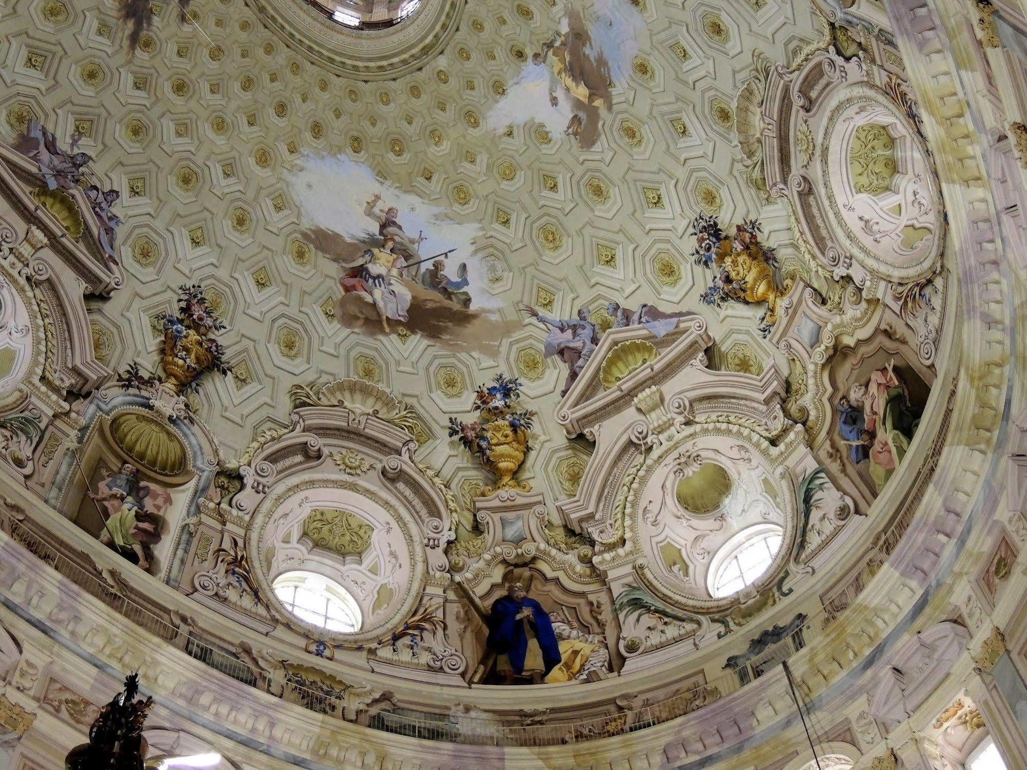 Hotel Portici Vicoforte ภายนอก รูปภาพ