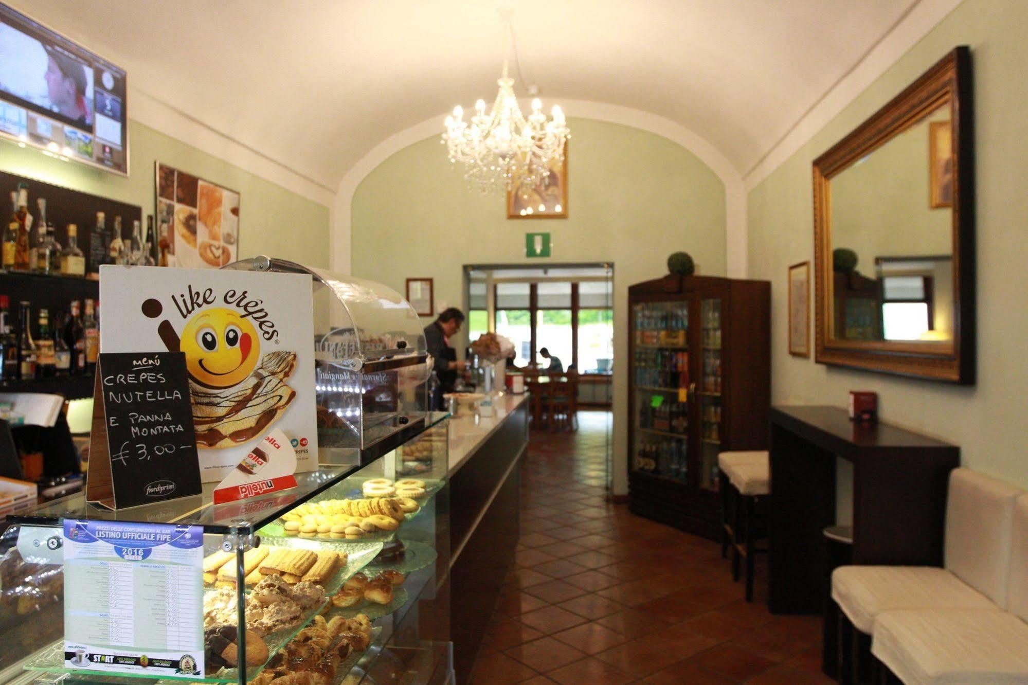 Hotel Portici Vicoforte ภายนอก รูปภาพ